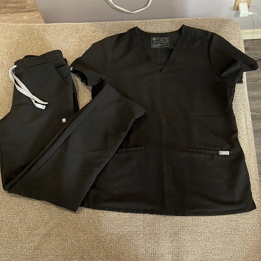 Figs black scrub set